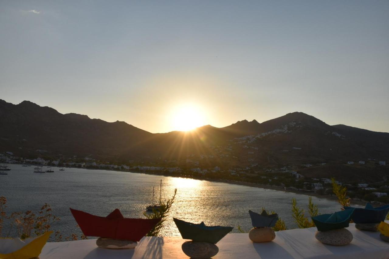 Amfitriti Serifos Livadi  المظهر الخارجي الصورة