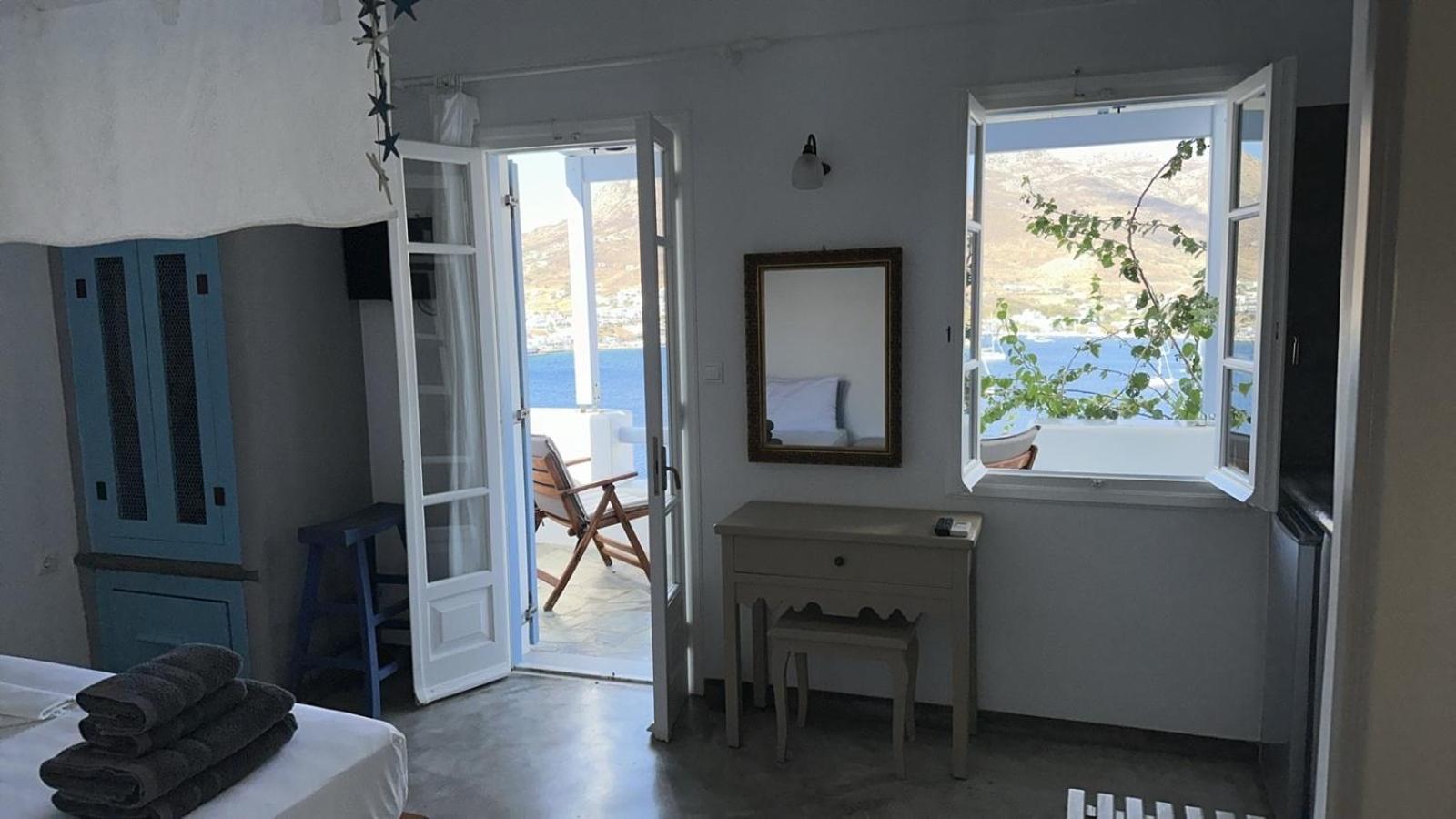 Amfitriti Serifos Livadi  المظهر الخارجي الصورة