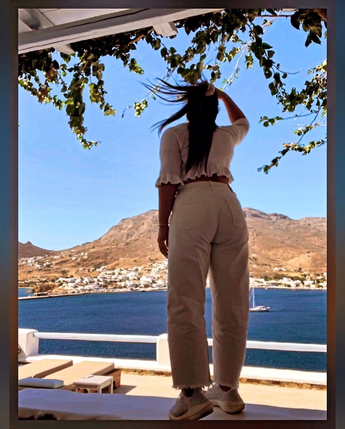 Amfitriti Serifos Livadi  المظهر الخارجي الصورة